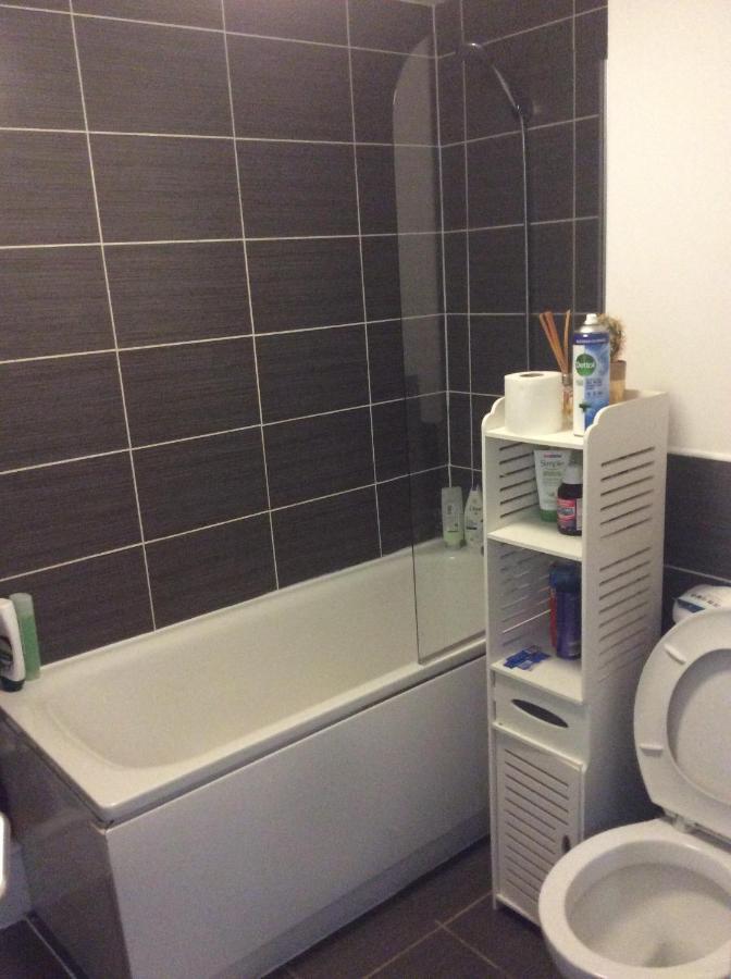 Large 3 Bedrooms In Liverpool City Centre, Free Parking Exterior photo